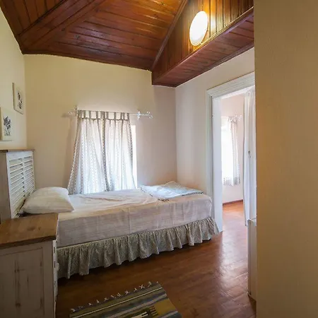 Aral Tatil Ciftligi 4* בוזקאדה