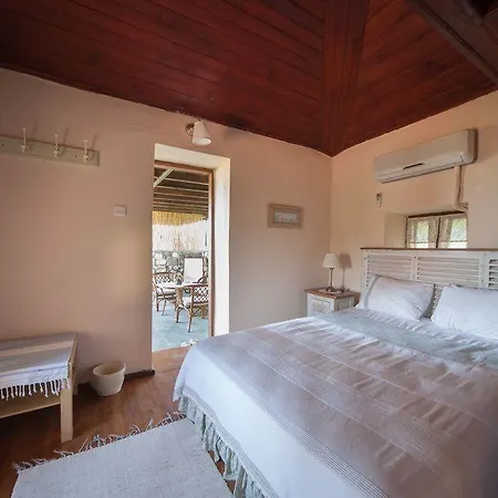 Aral Tatil Ciftligi 4* בוזקאדה