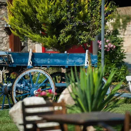 מלון Aral Tatil Ciftligi בוזקאדה