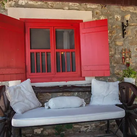 מלון Aral Tatil Ciftligi 4*