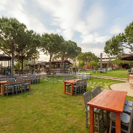 Aral Tatil Ciftligi 4*