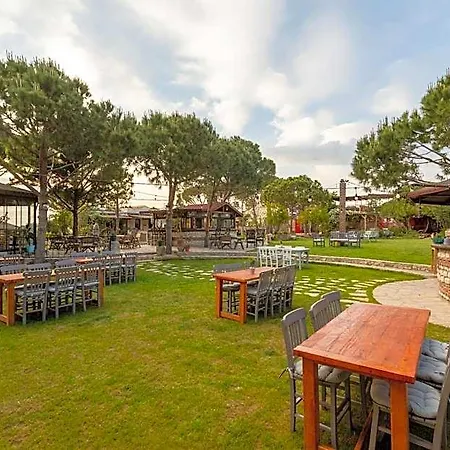 Hotel Aral Tatil Ciftligi 4*