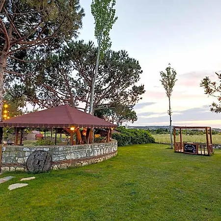 Aral Tatil Ciftligi Hotel 4*