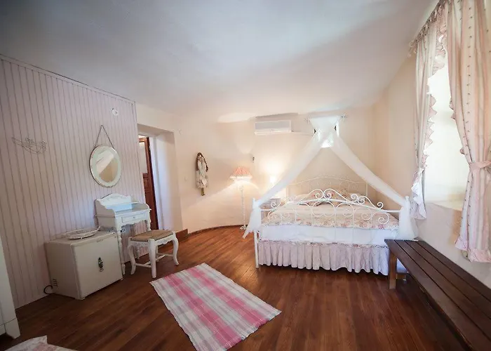 Aral Tatil Ciftligi Hotel 4*